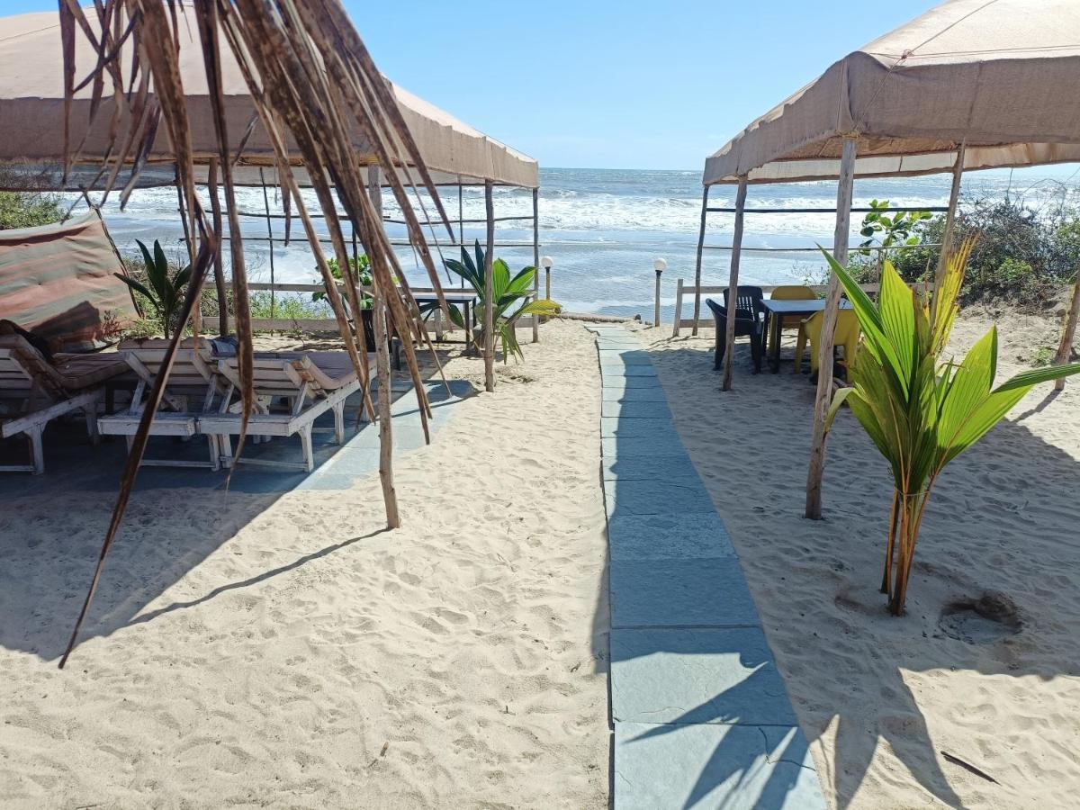Shantaram Beach Huts Арамболь Экстерьер фото